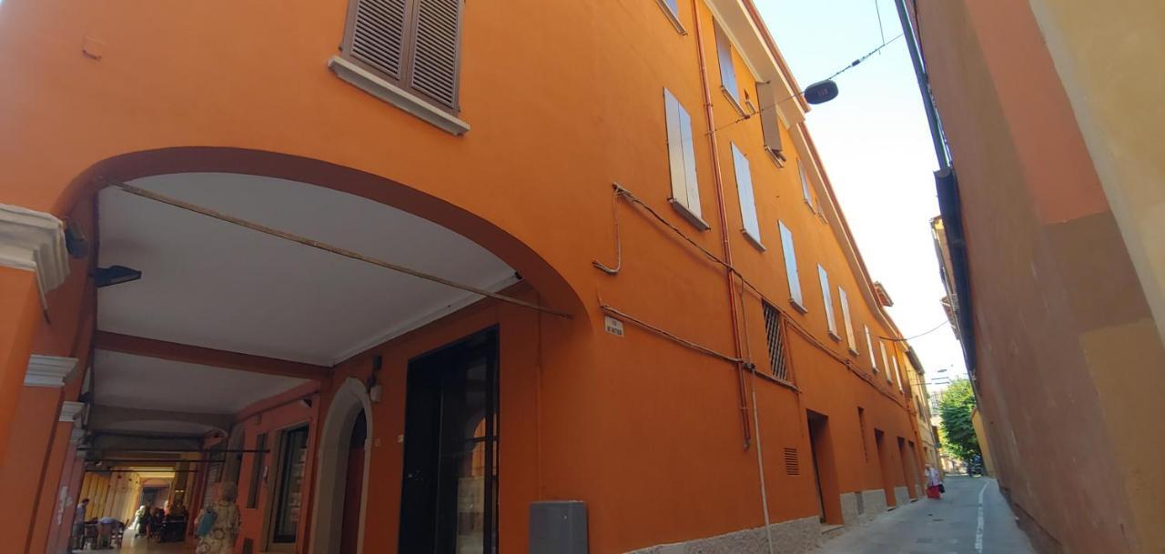 Italian Design Small Attic Bologna Exterior photo